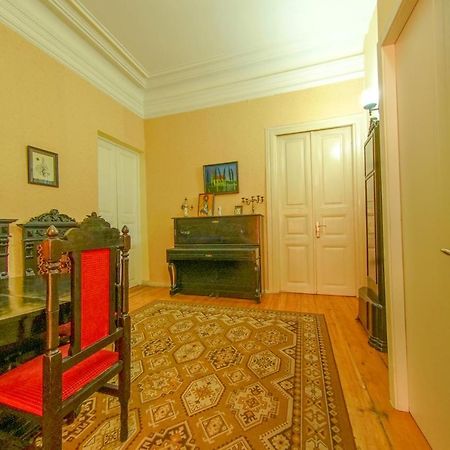 House 1899 Hotel Kutaisi Ngoại thất bức ảnh