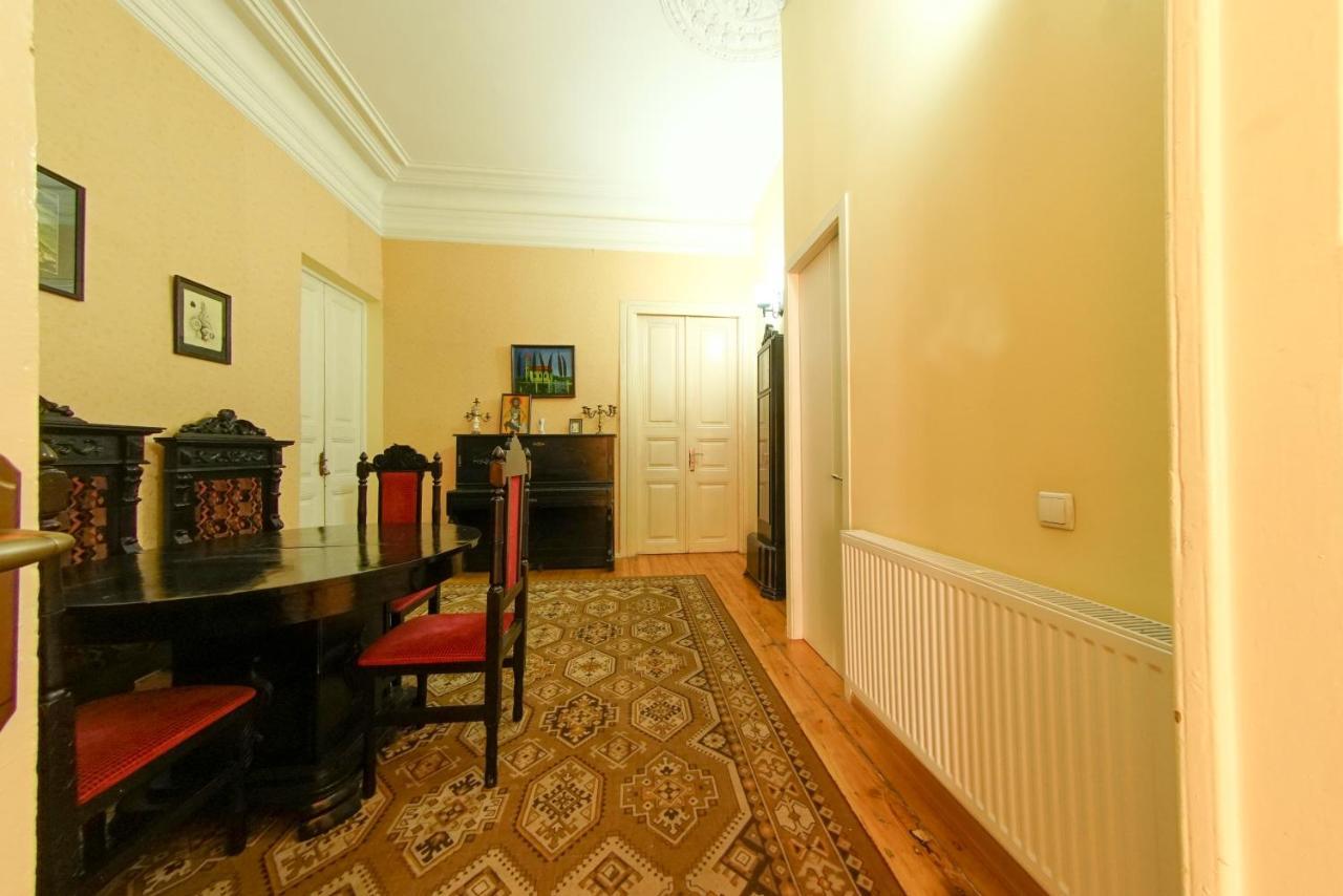 House 1899 Hotel Kutaisi Ngoại thất bức ảnh